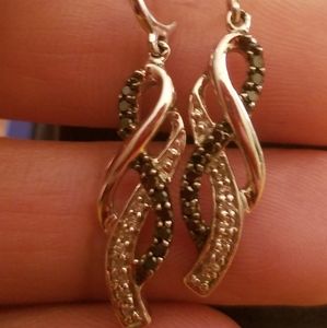 10k diamond earrings